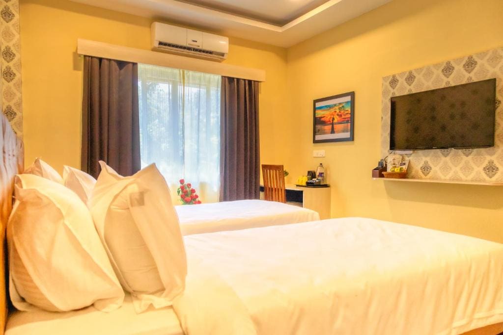 Deluxe Double Room room - Image 2