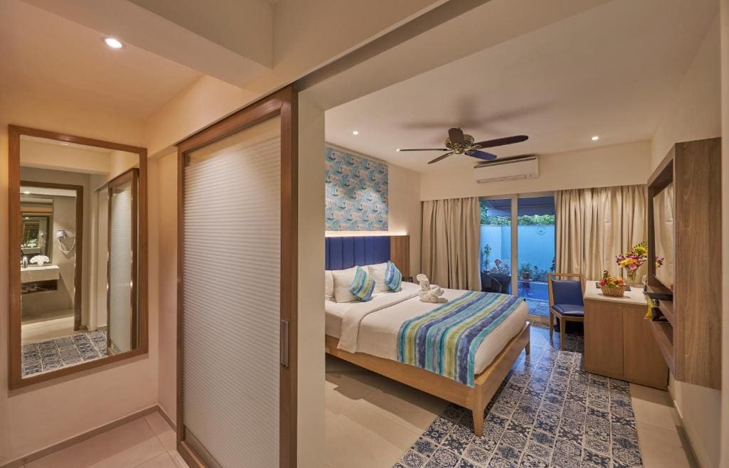 Suite with Private Pool room - Image 1