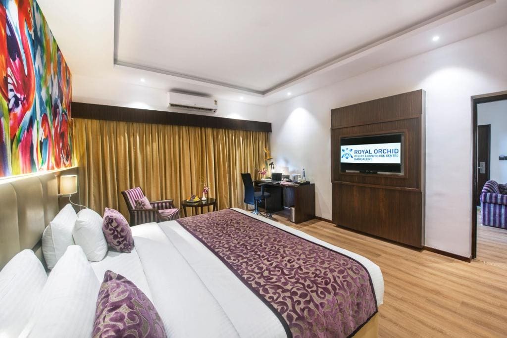 Luxury Cottage room - Image 2