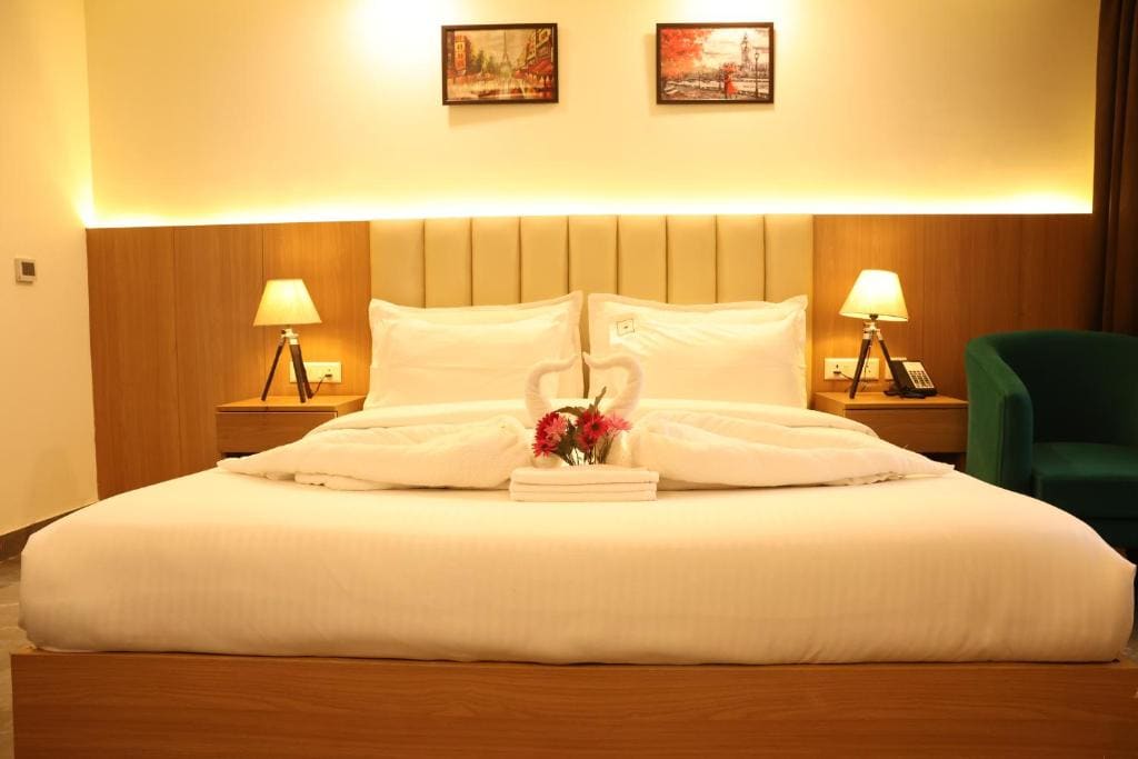 Deluxe Twin Room room - Image 2