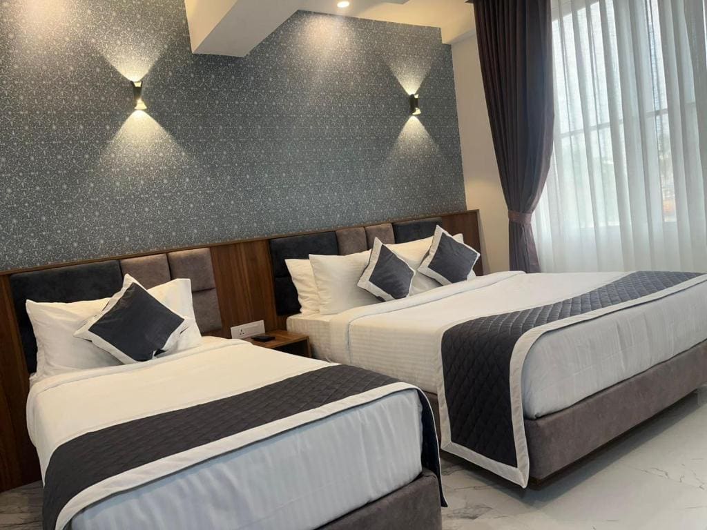 Deluxe Double Room room - Image 1