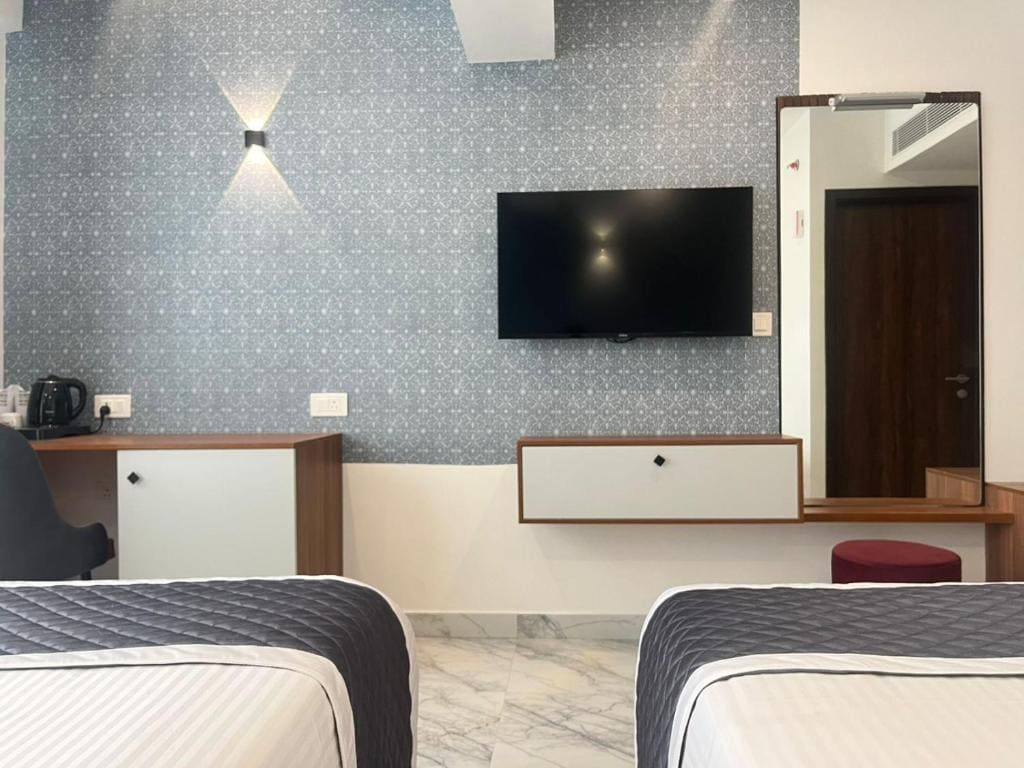 Classic Triple Room room - Image 1