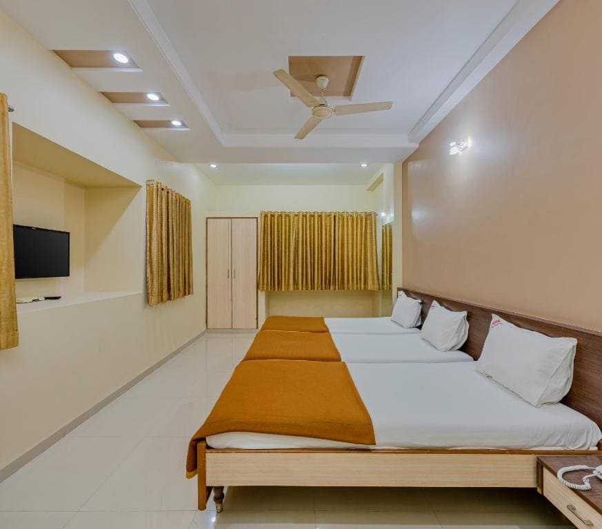 Standard Double Room with Fan room - Image 2