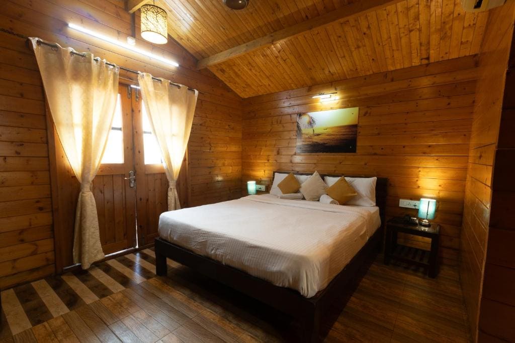 Suite with River View room - Image 3