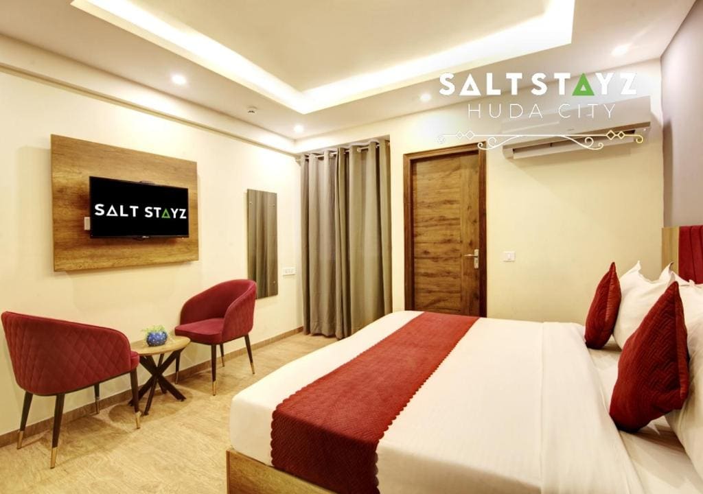 Superior Room With Balcony room - Image 3