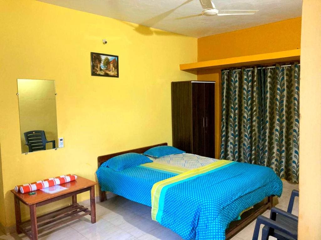 Deluxe Double Room with Balcony room - Image 3