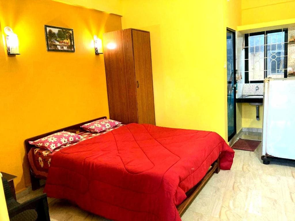 Deluxe Double Room with Balcony room - Image 2