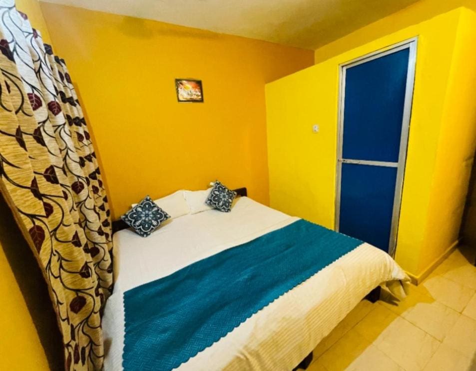 Twin Room with Private Bathroom room - Image 1