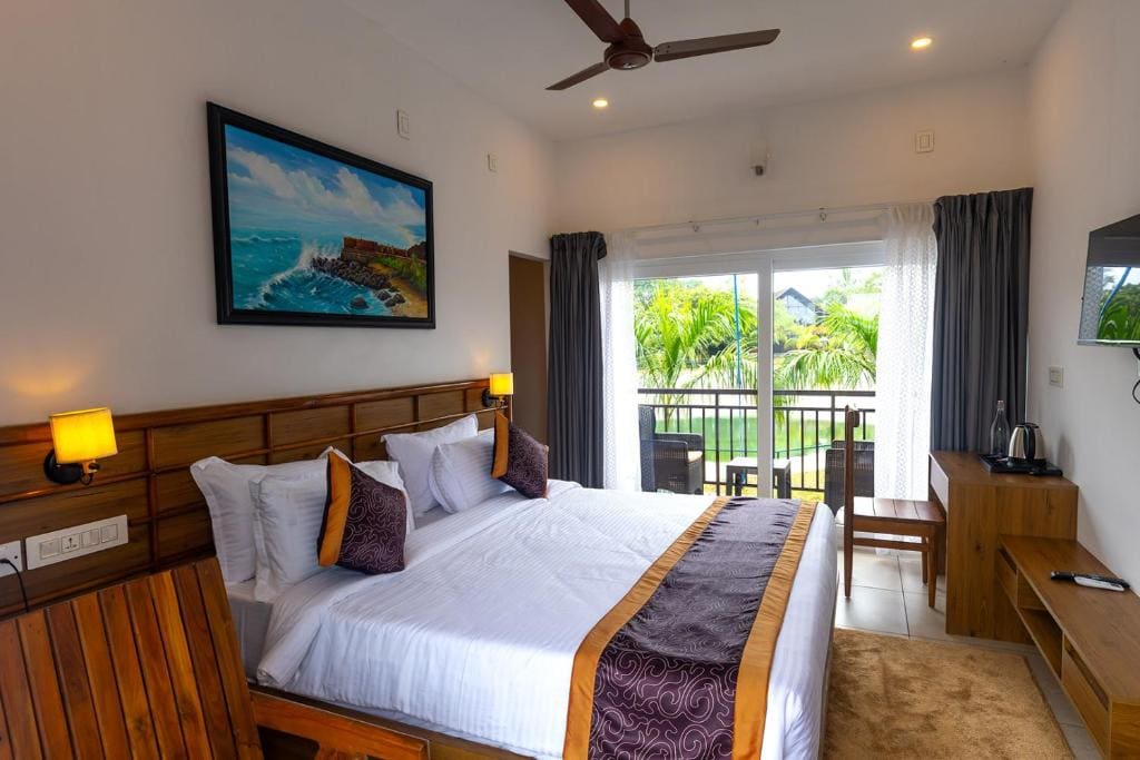 Premium Cottage room - Image 2