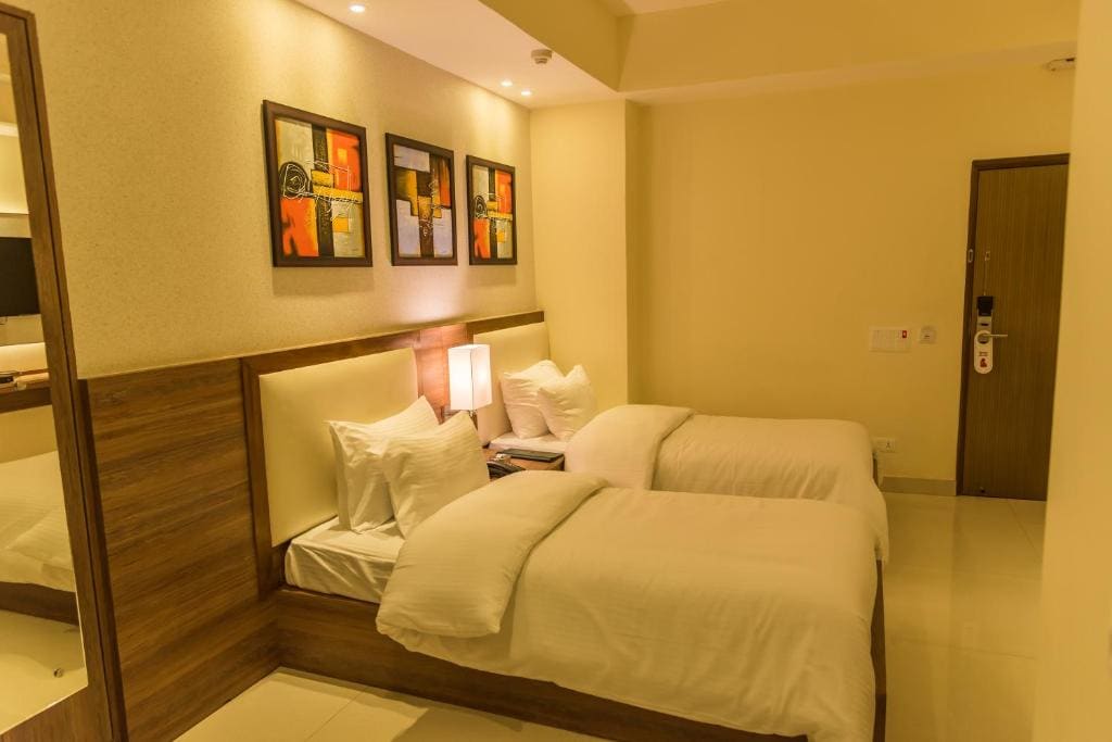EXECUTIVE TWIN AC room - Image 2