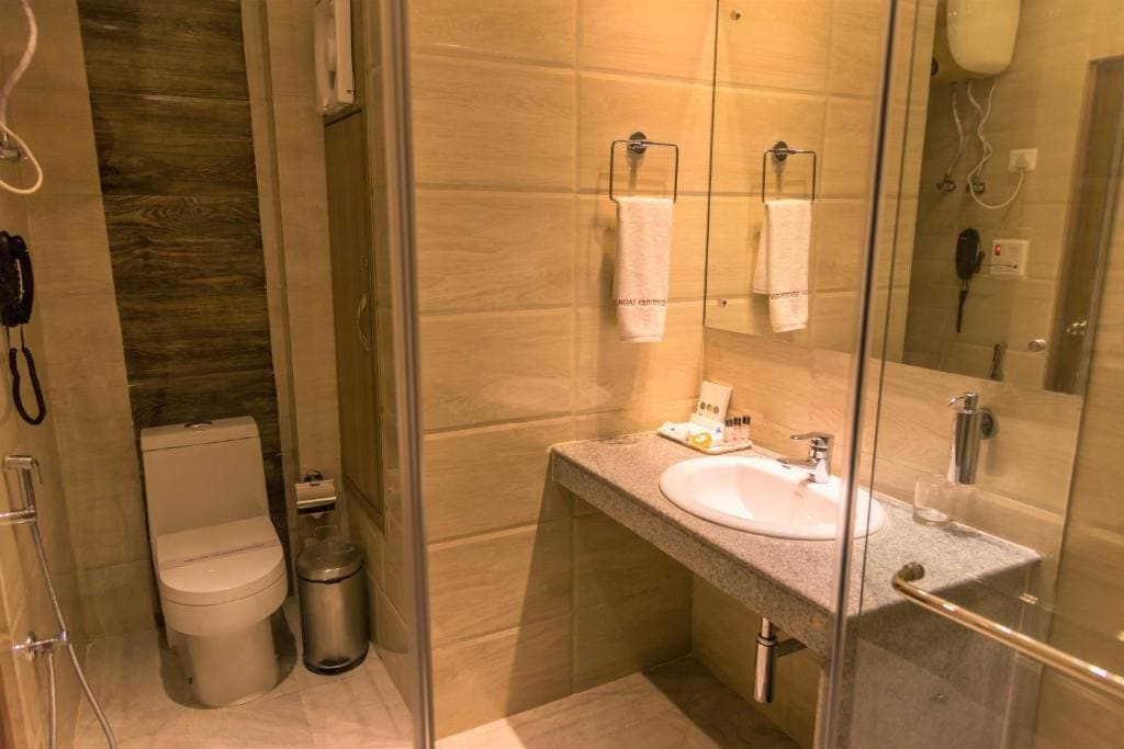 King Suite room - Image 2