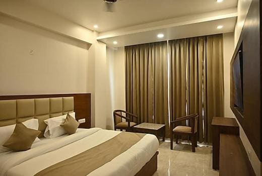 Deluxe Double Room room - Image 3