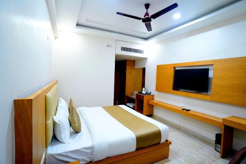Deluxe Double Room room - Image 1
