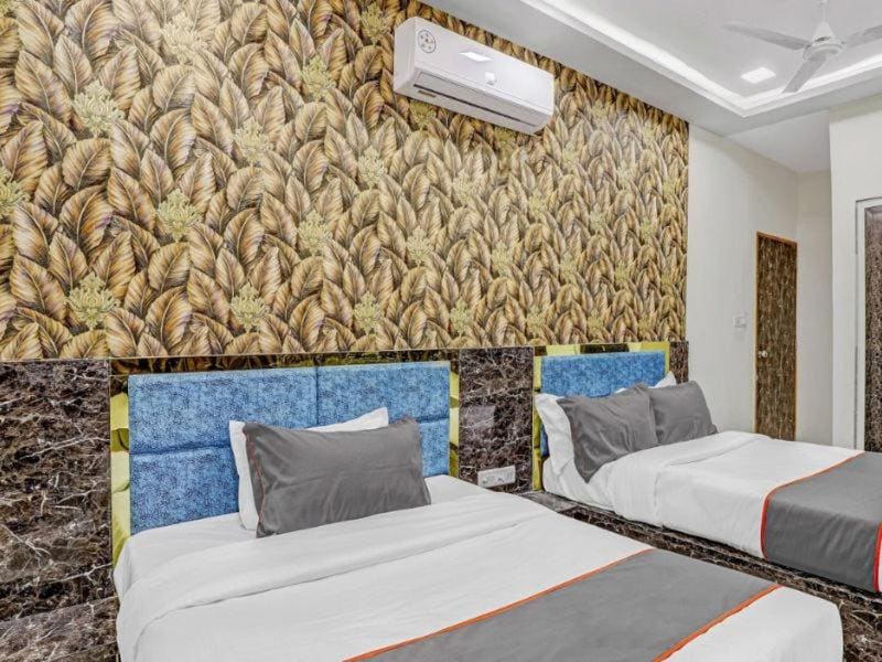 Deluxe Double Room room - Image 2