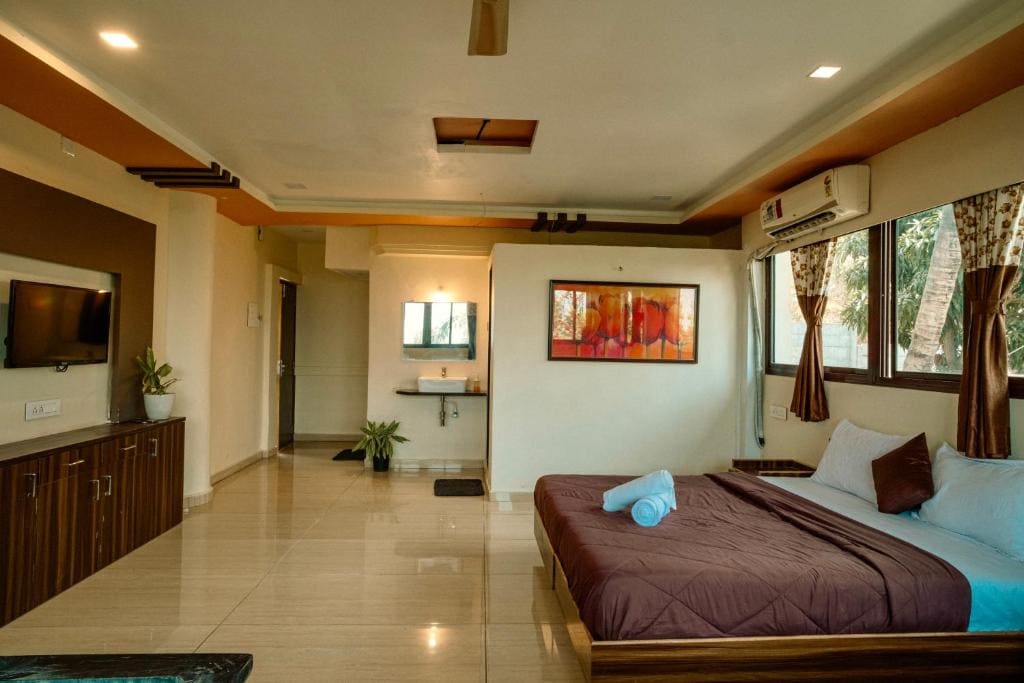 Deluxe Family Room room - Image 1