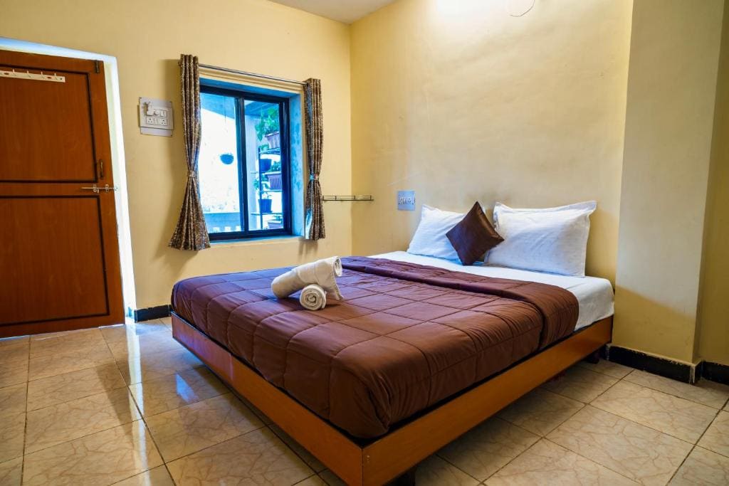 Standard Double Room room - Image 3