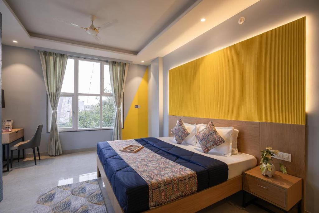 Deluxe Quadruple Room room - Image 1