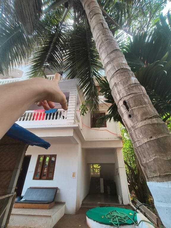 Double Room with Balcony room - Image 2