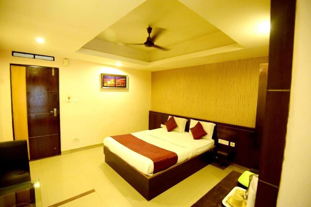 Deluxe Double Room room - Image 2