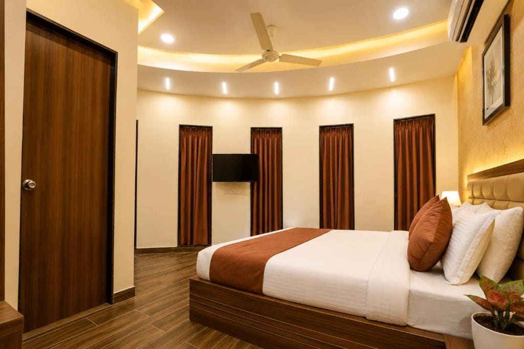 Deluxe Room room - Image 2