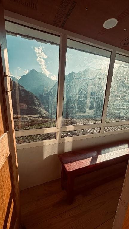 Suite with Mountain View room - Image 3