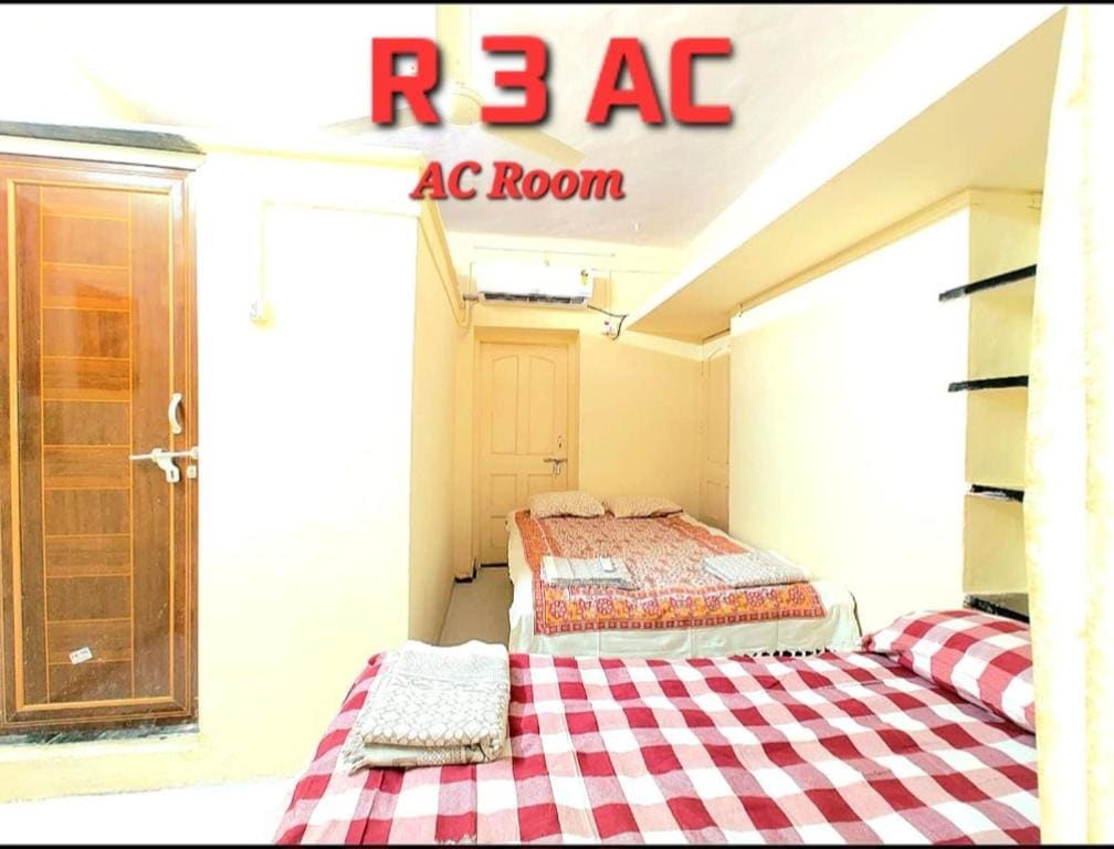 Double Room with Private Bathroom room - Image 3