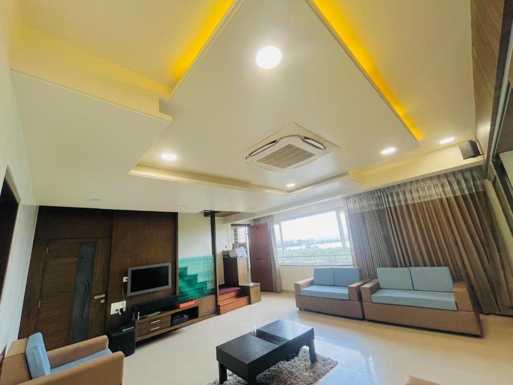 Suite with Lake View room - Image 2