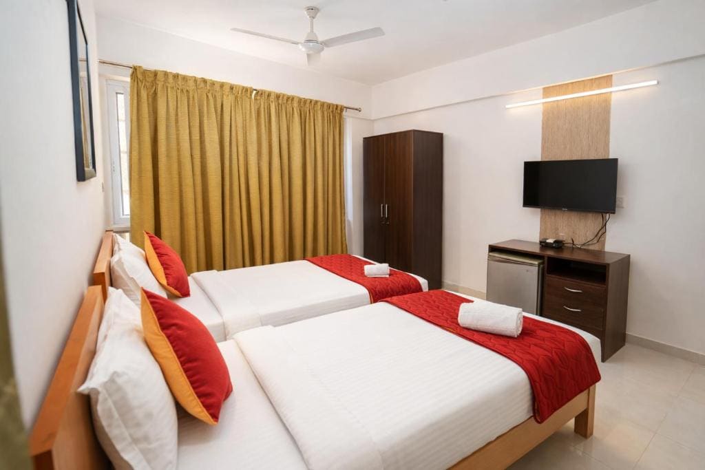 Suite Twin Room room - Image 2