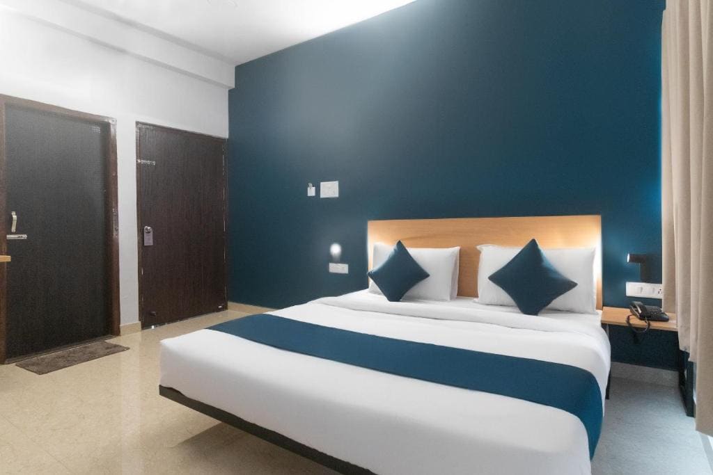 Classic Triple Room room - Image 3