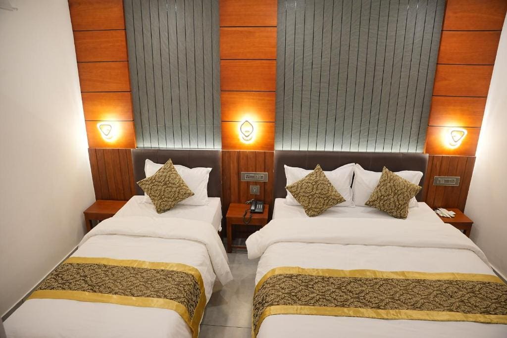 Deluxe Triple Room room - Image 2