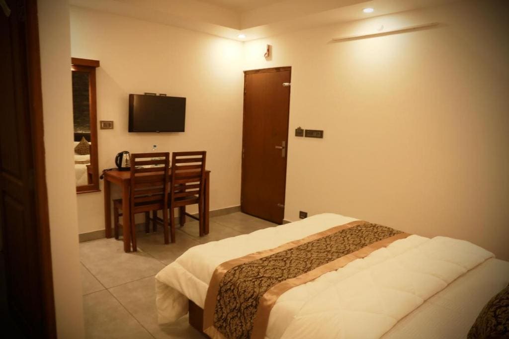 Standard Double Room with Fan room - Image 2