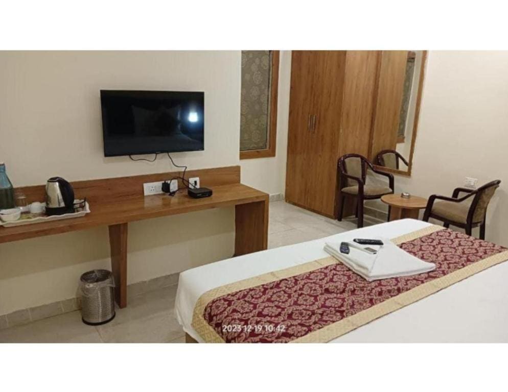 Superior King Room room - Image 2