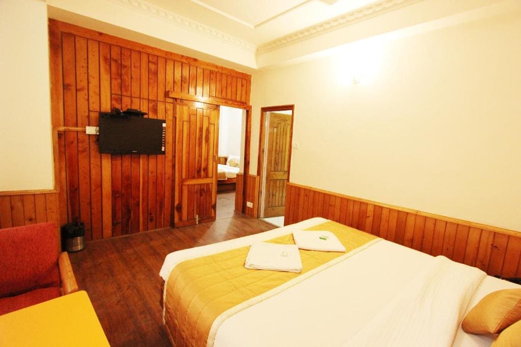 Deluxe Double Room room - Image 2