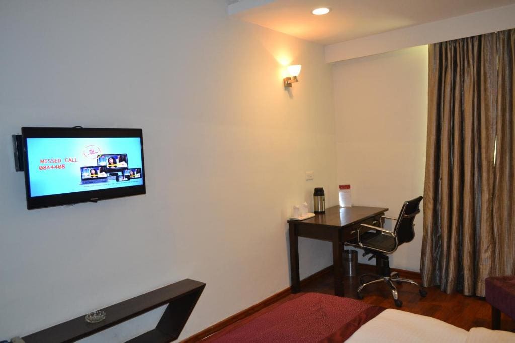 Club Double or Twin Room room - Image 3