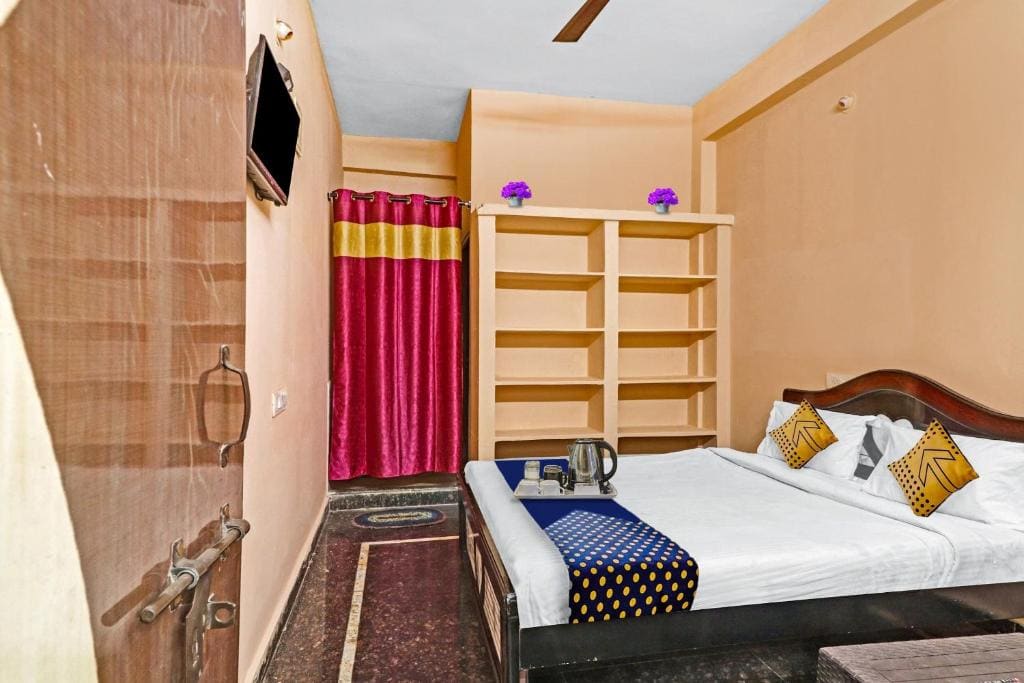Hotel
3 stars
Hotel O Qualia Pride Financial District
6.1 Review score
8 miles from center
Starting from
$39 room - Image 2