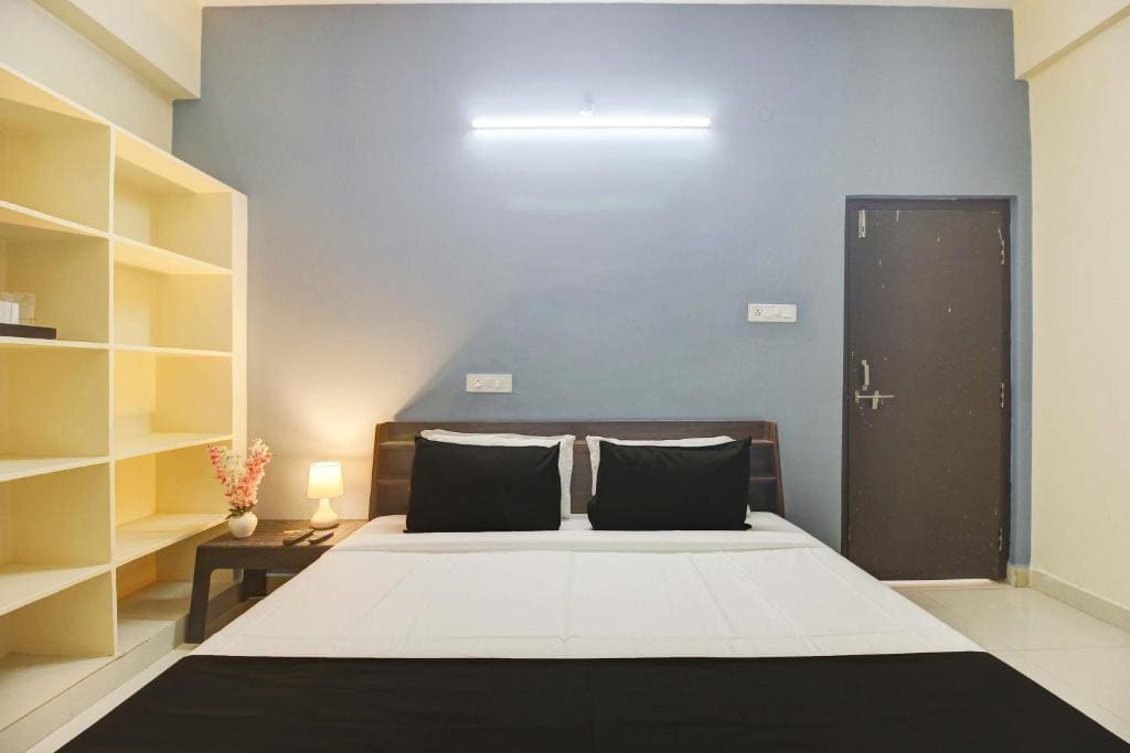 Standard Double Room room - Image 2