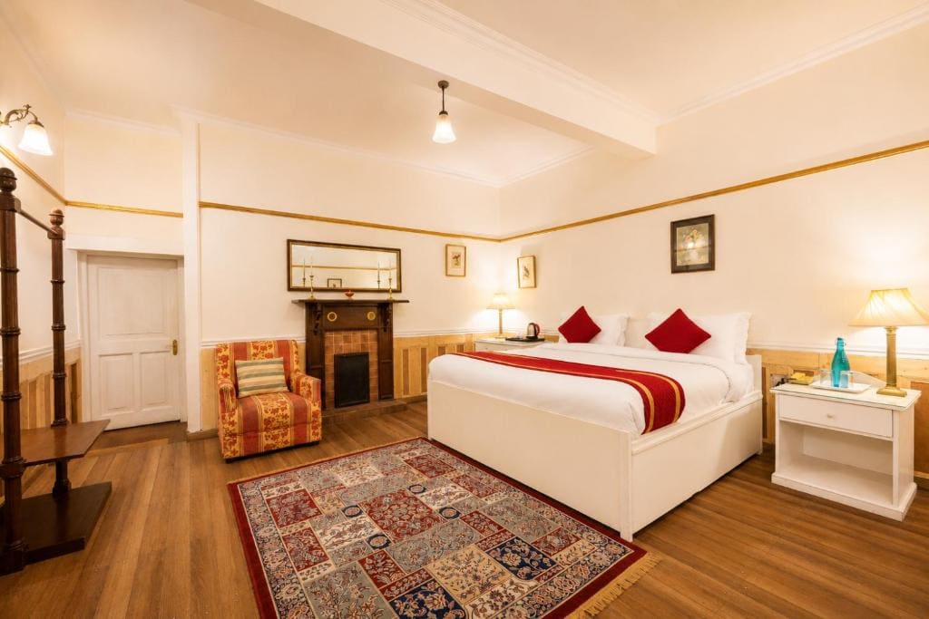 Deluxe Double Room room - Image 2