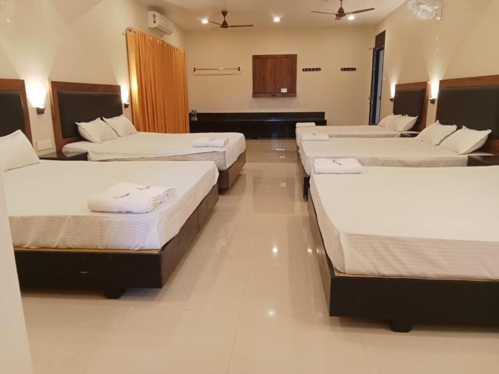 10-Bed AC room - Image 3