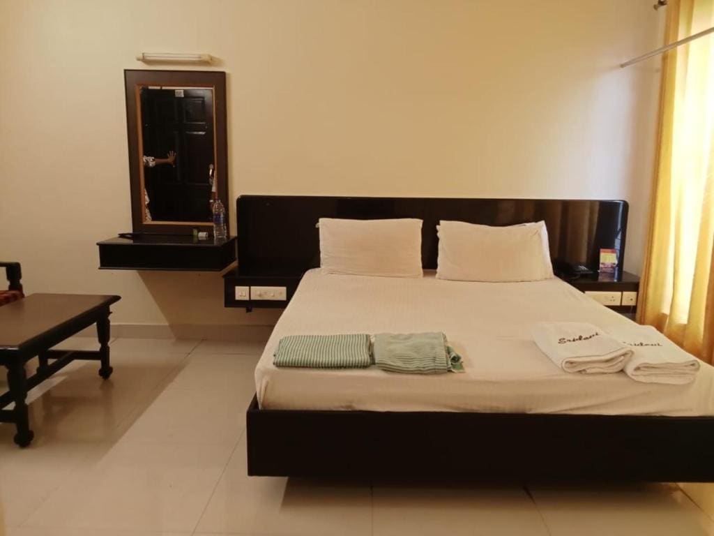 Standard Double Room room - Image 3