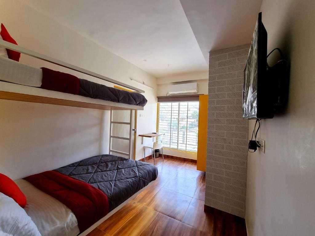 Deluxe Room room - Image 2