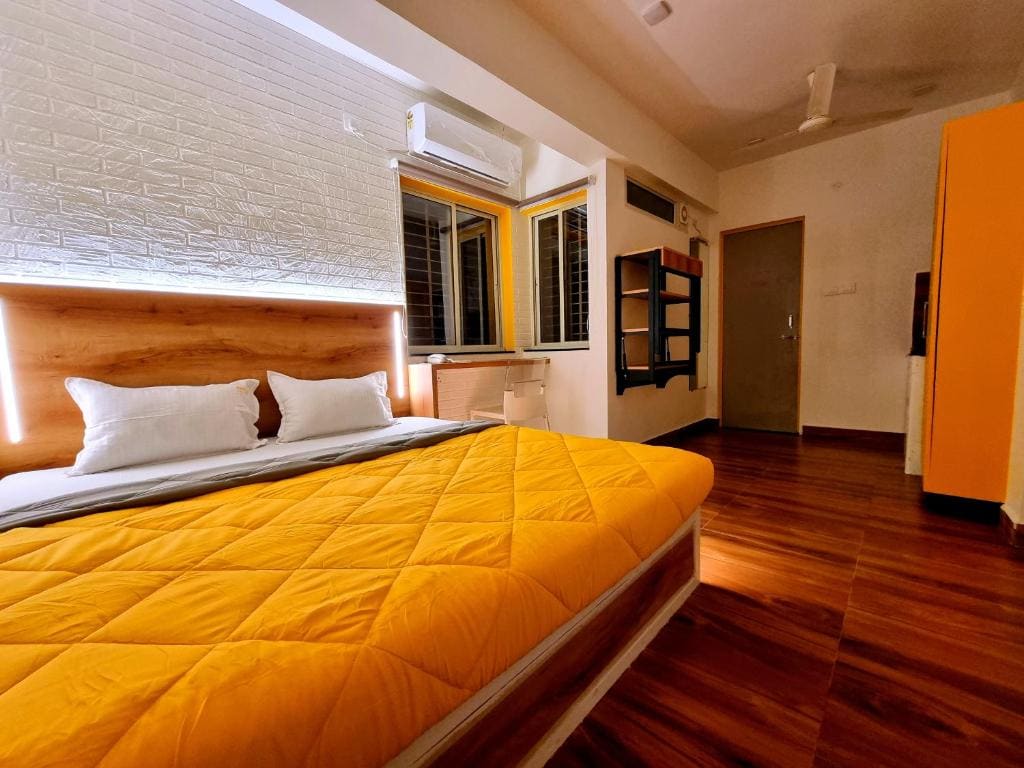 Studio room - Image 1