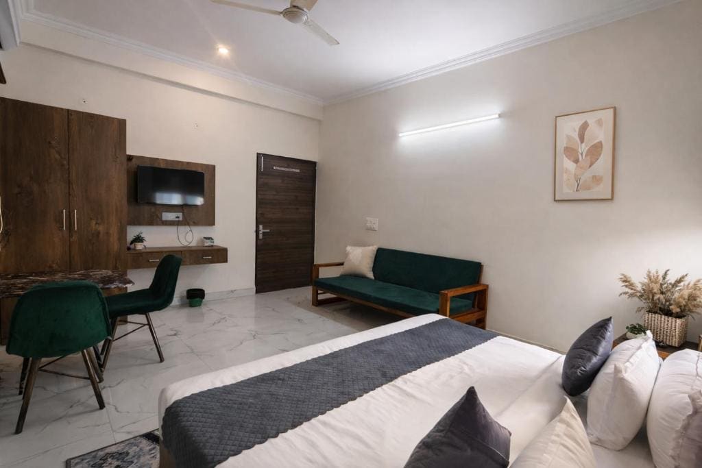 Deluxe Double Room room - Image 3
