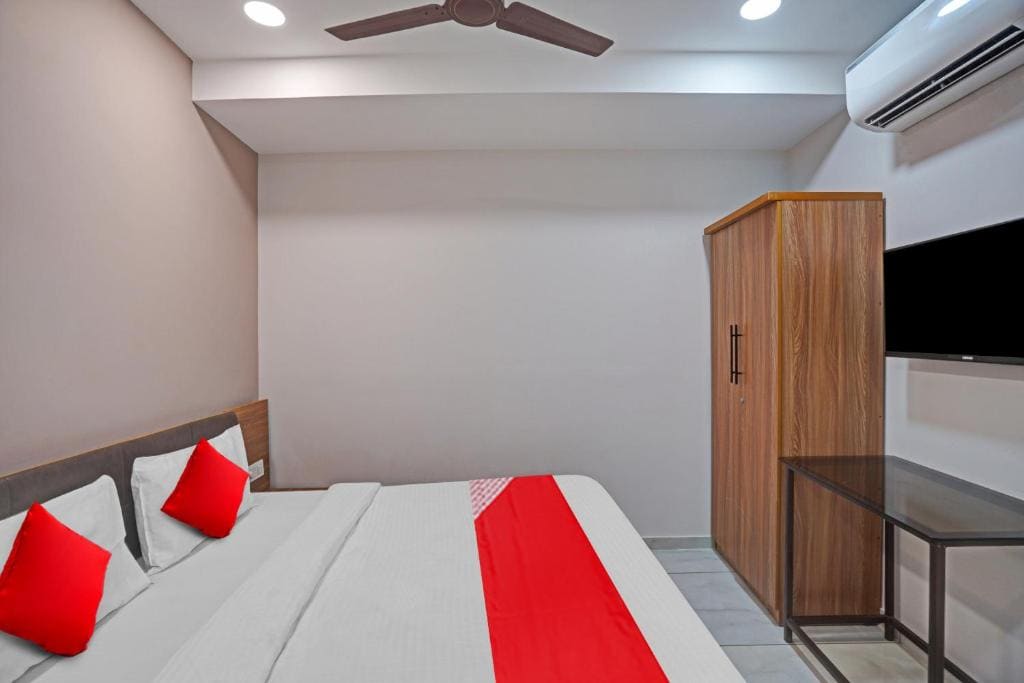 Deluxe Double Room room - Image 1