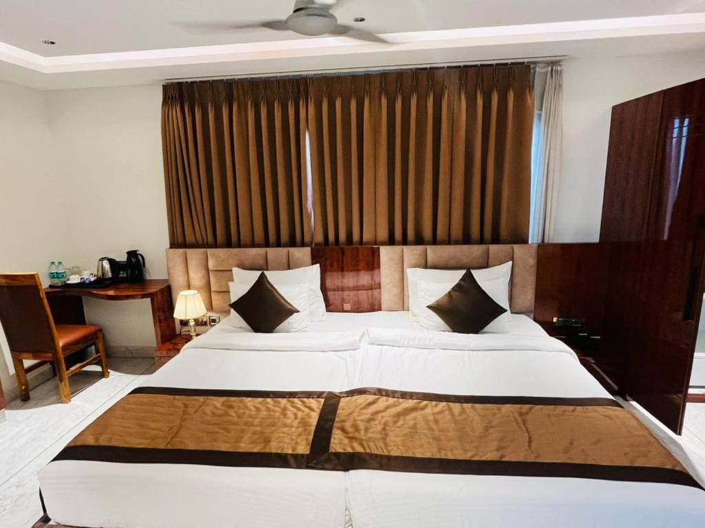 Deluxe Double Room room - Image 3