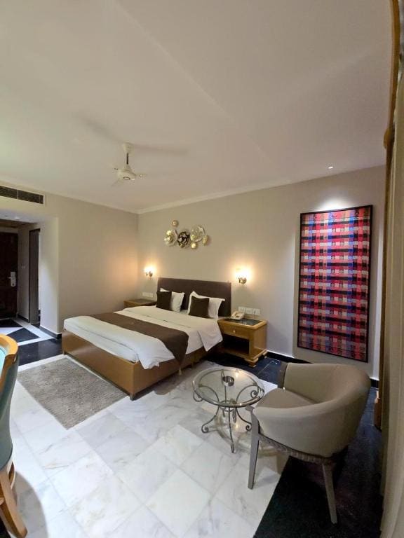 Superior Double Room room - Image 3