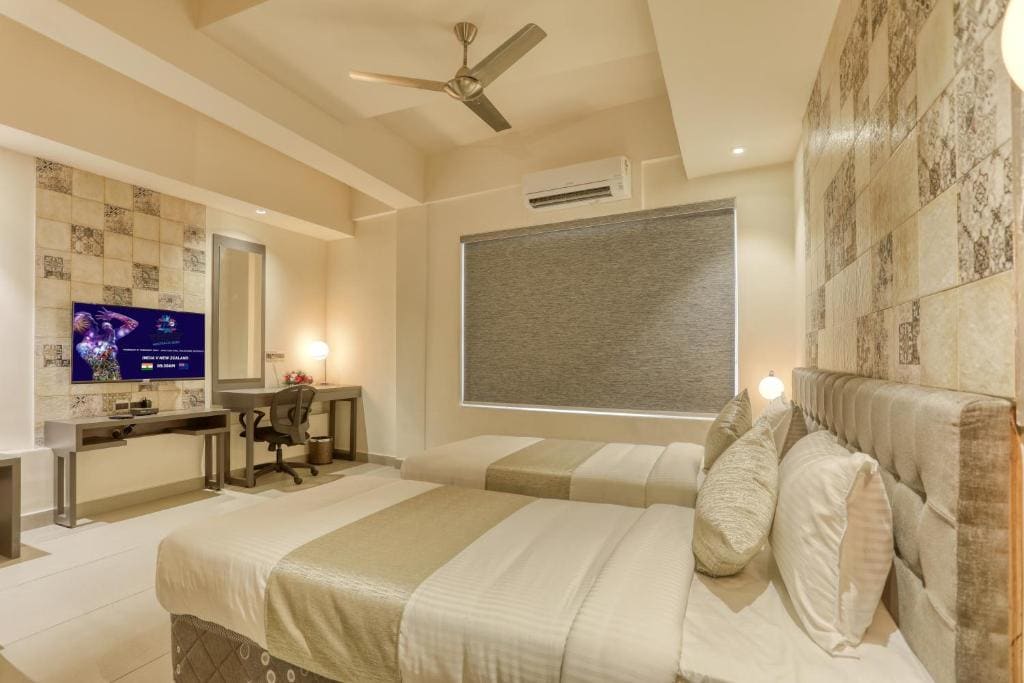 Deluxe Double Room room - Image 2