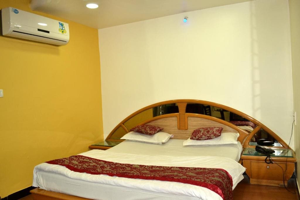 Deluxe Double Room room - Image 3