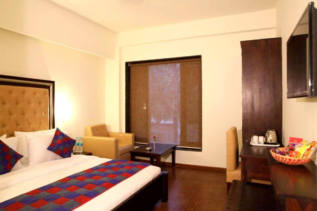 Classic Deluxe Room room - Image 1