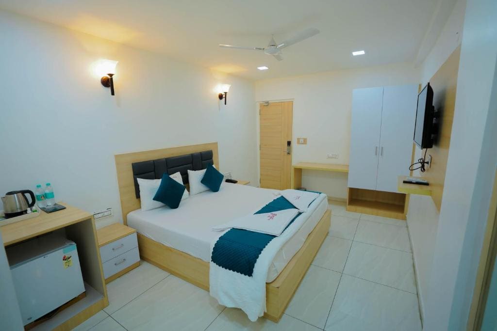 Deluxe Double Room room - Image 3