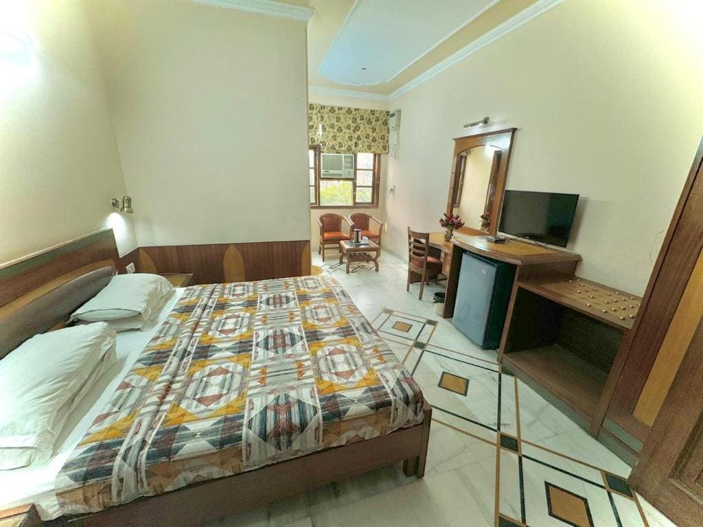 Deluxe Double Room room - Image 2